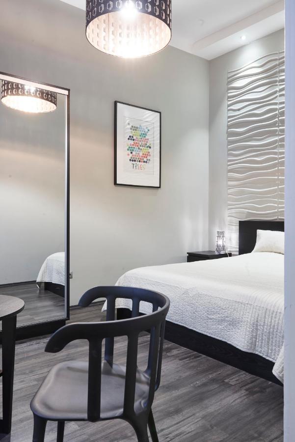 Central Location Yellow-Black Apartment بودابست المظهر الخارجي الصورة
