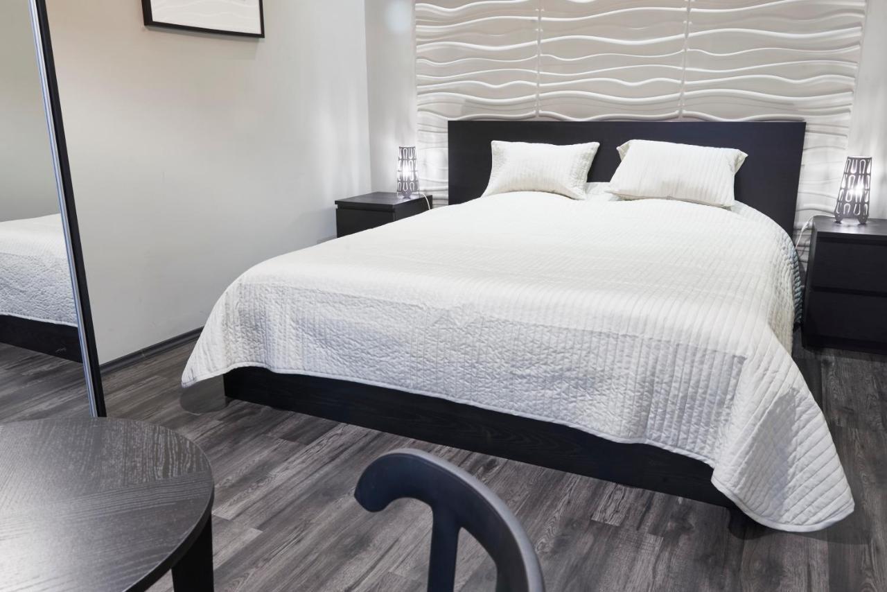 Central Location Yellow-Black Apartment بودابست المظهر الخارجي الصورة